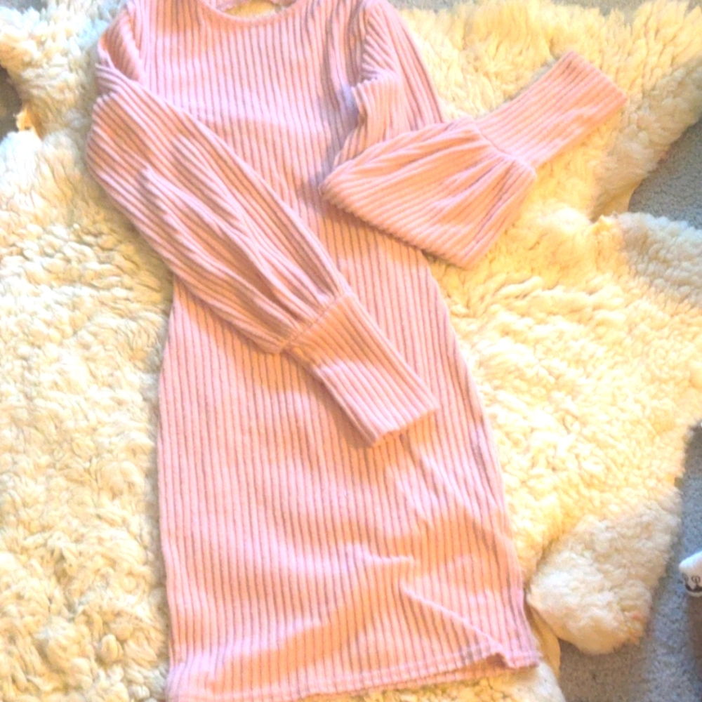 Pink backless bodycon - Picture 2 of 3